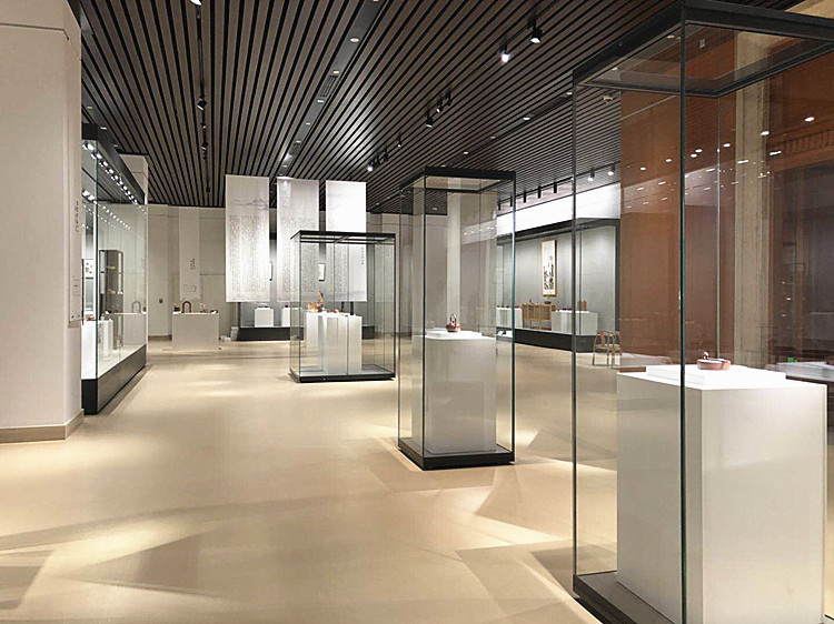 现代博物馆展览柜独立柜,书画玻璃展柜艺术品展示柜