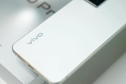 vivos10e图片,s10e图片 前置相机也能支持"抓拍"?vivo s10 pro上手体验