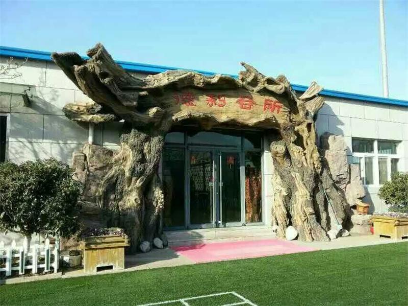 湖北水泥假树大门定制湖北仿真树大门安装施工