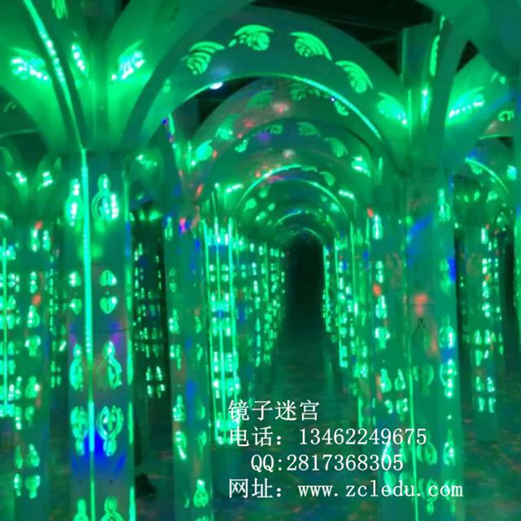 设计制作豪华镂空镜子迷宫游乐设施
