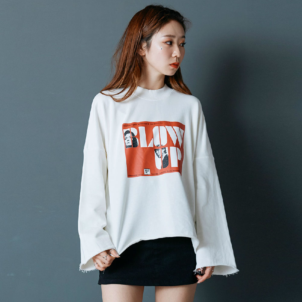 告别厚重的外套,今年秋冬流行卫衣,让你赚满回头率