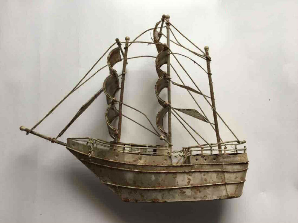 老式铁皮玩具,那个年代里我们玩的很开心