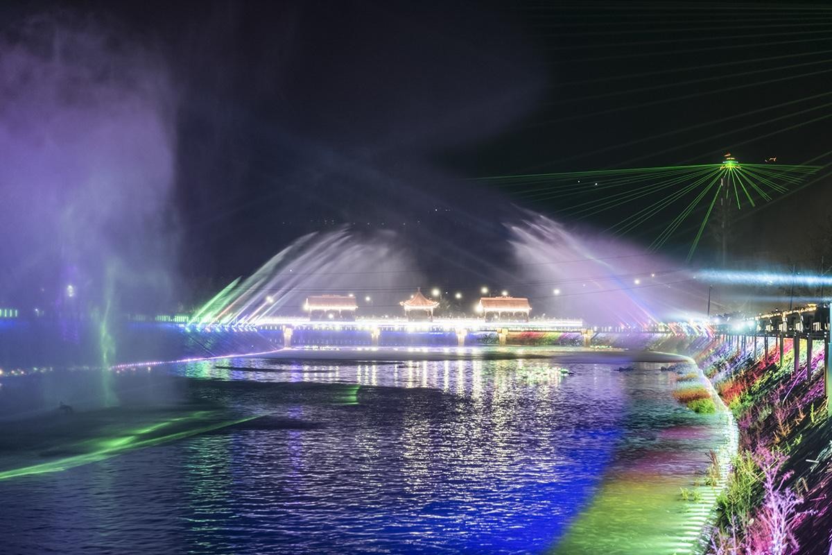 宣城宣州區大型音樂噴泉施工，形狀各異，美景變幻多彩