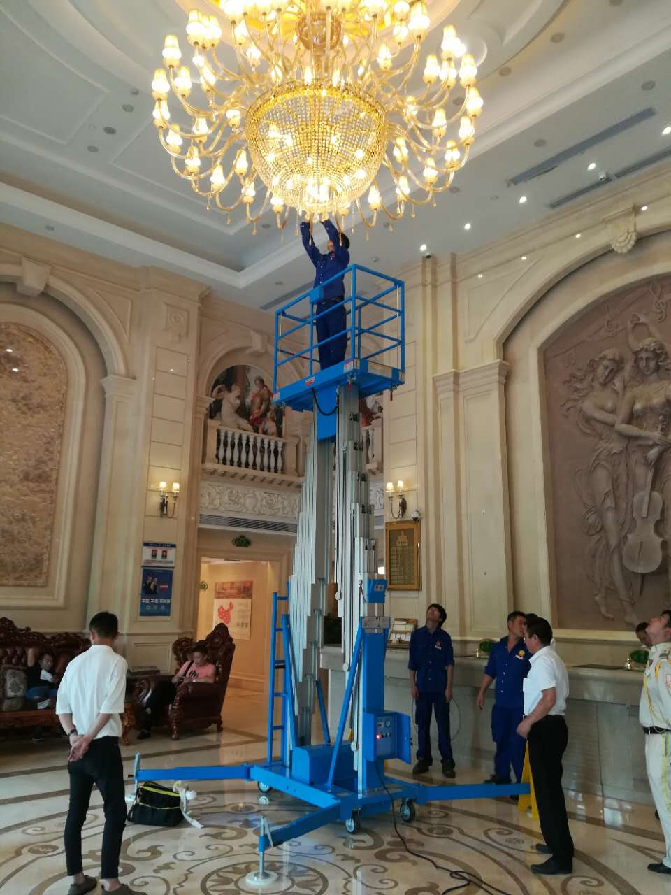 412米学校室内铝合金升降机