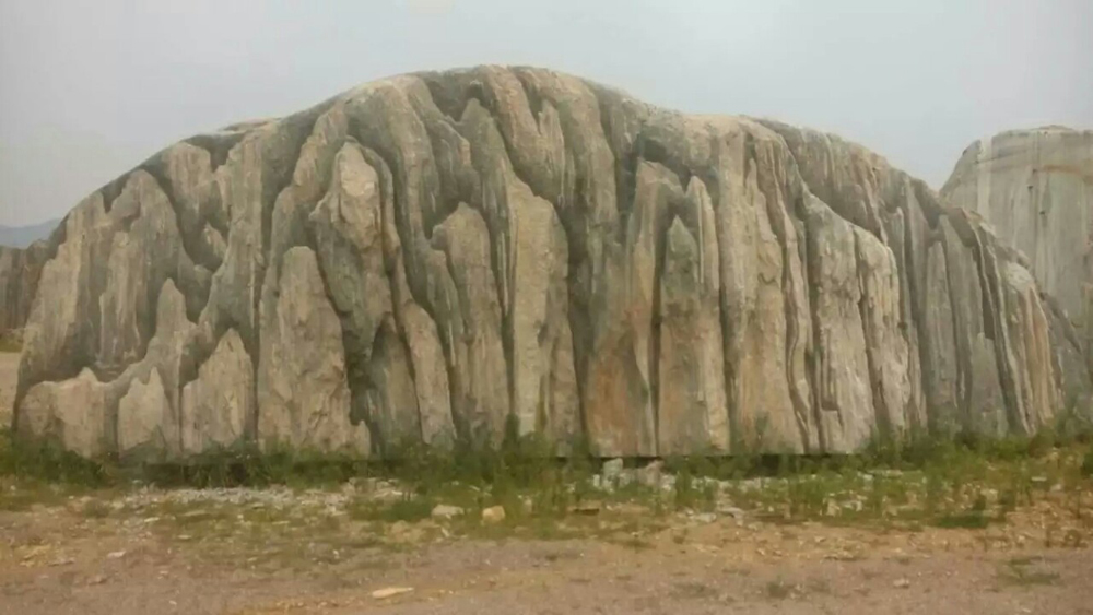 武汉学校校园用草萍风景石公司_武汉蔡甸草萍风景石奇石园2.31.jpg