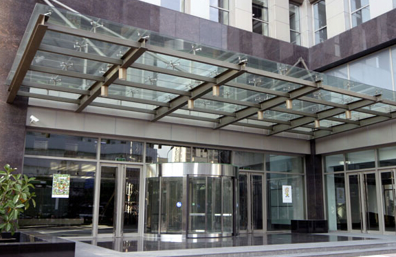 安装长沙玻璃雨棚,透光率高,透气性好