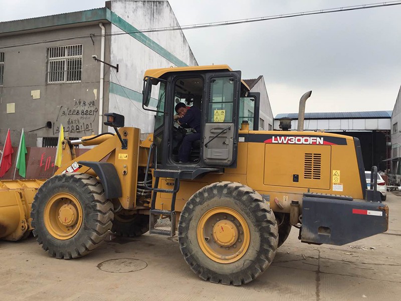 二手徐工30装载机出售