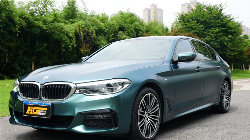 宝马5系电光宝石绿 (3).jpg