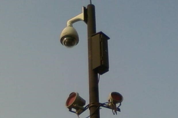 濰坊濰城區變徑監控杆直銷，自主研發，一年免費維保