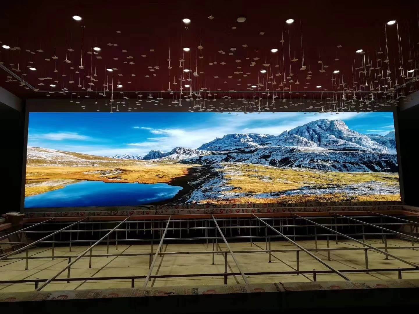 新疆led显示屏销售重量较轻抗风力能好