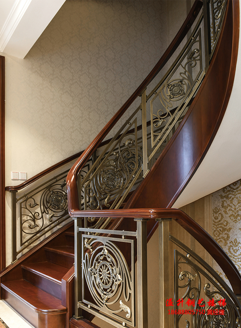 酒店铜艺楼梯护栏送给您属于夏天的浪漫璀璨