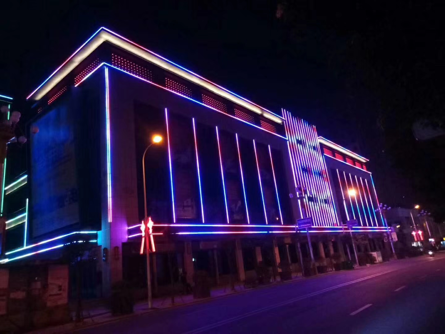 22_户外发光字工程亮化工程景观灯饰工程园林灯饰亮化_壹佰业