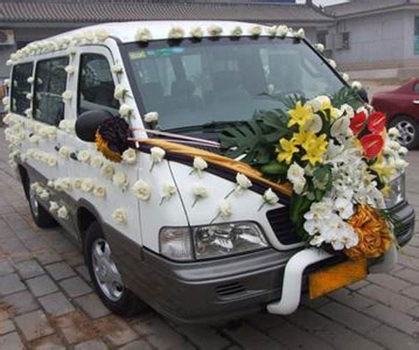 上海金山区殡仪馆接尸车租用，价格清晰透明，不乱收费