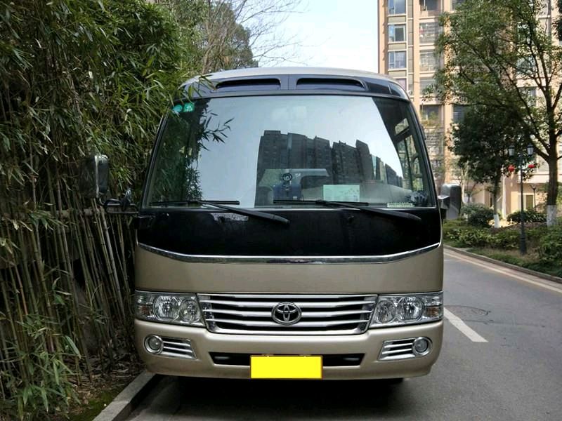 湖南包車,17座19座豐田考斯特中巴車包車帶司機多少錢一天