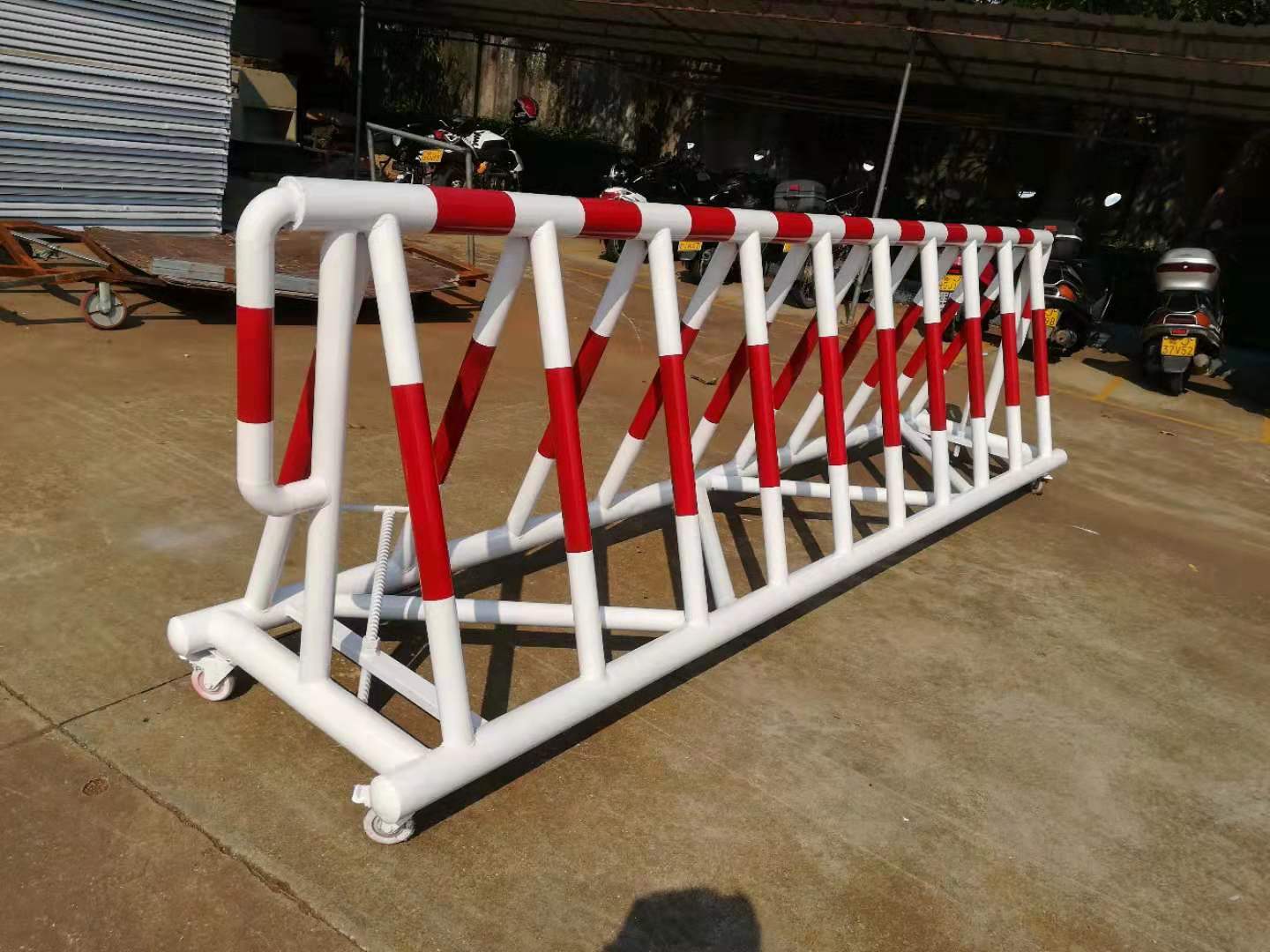 江门军分区大门口防撞可移动拒马护栏,厂家来尺定制