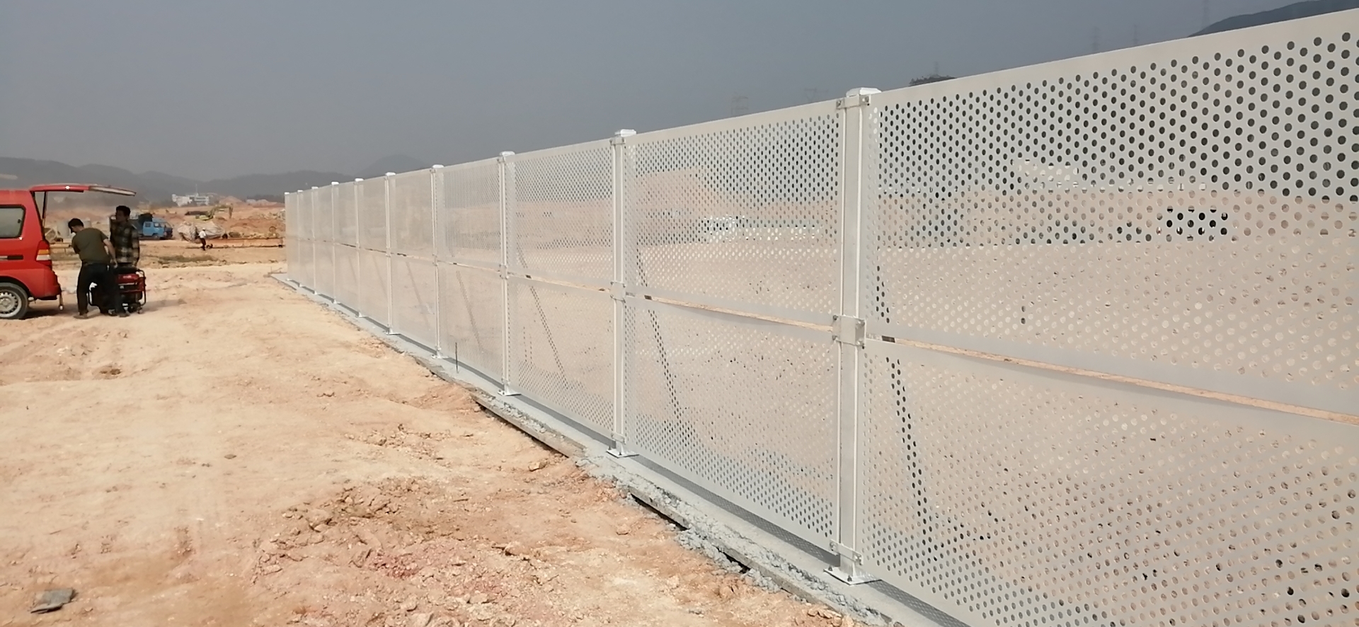 沿海抗风施工围挡,镀锌板烤漆隔离围栏网,抗风抗压