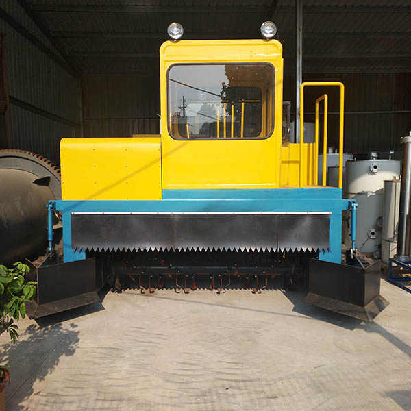 河北永清鸡粪猪粪牛粪翻抛机样式 翻粪机图片价格