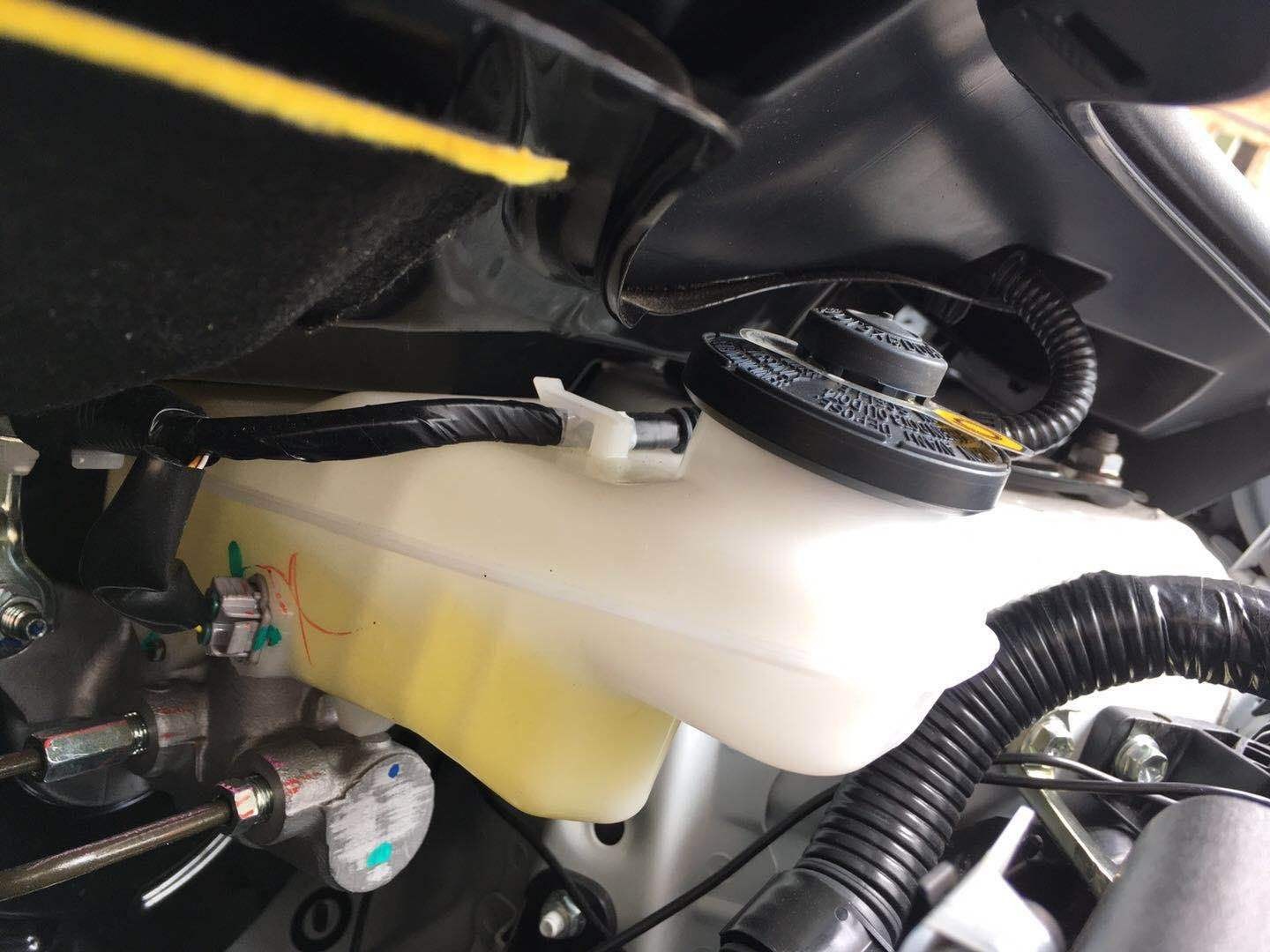 75_完美品质,专业服务,河间刹车油厂家批发_嘉润达汽车液品厂