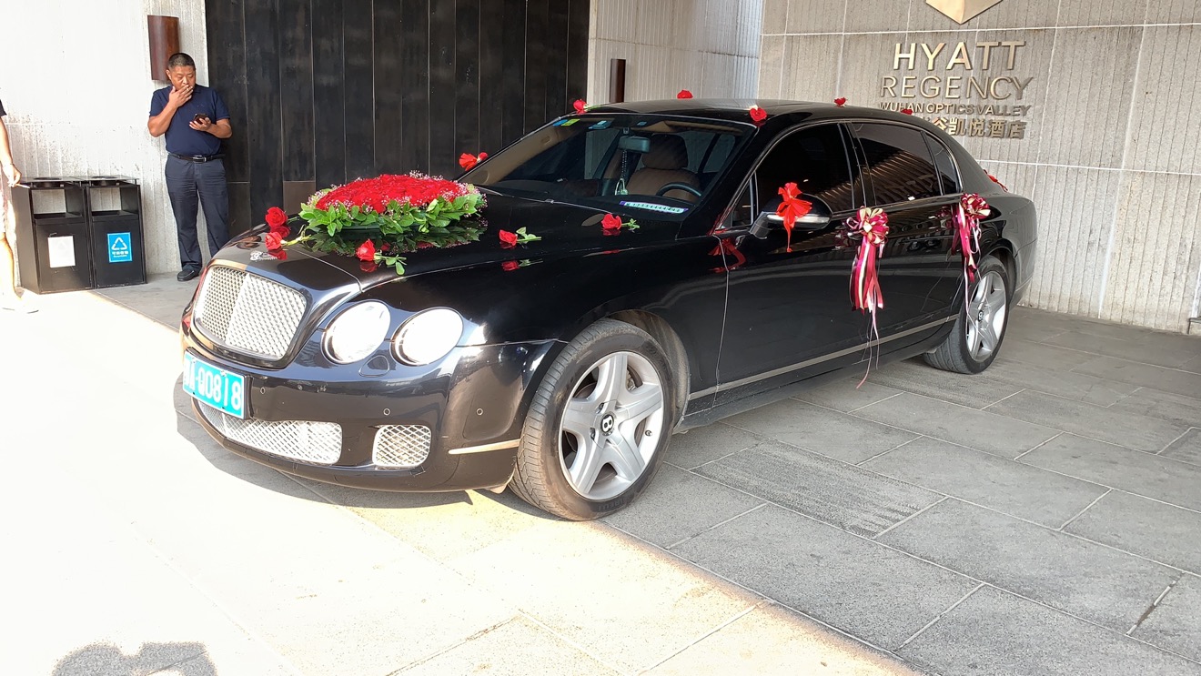 武汉大唐朝婚车扎彩租赁演绎完美婚礼各种婚车特价出租