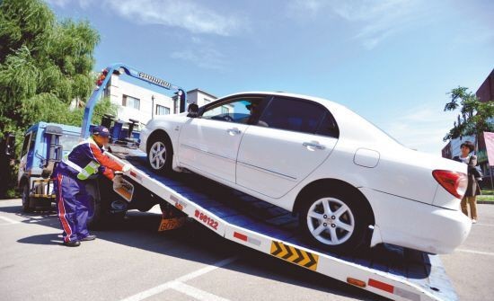 武汉道路救援电话救在身边援在眼前