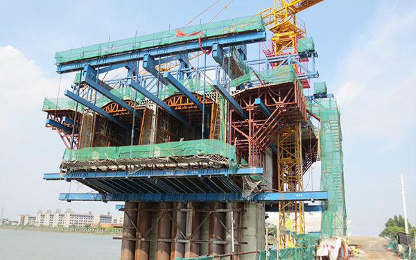 挂篮构件出租,三角挂篮出租,菱形挂篮租赁,挂篮是悬臂施工中的主要