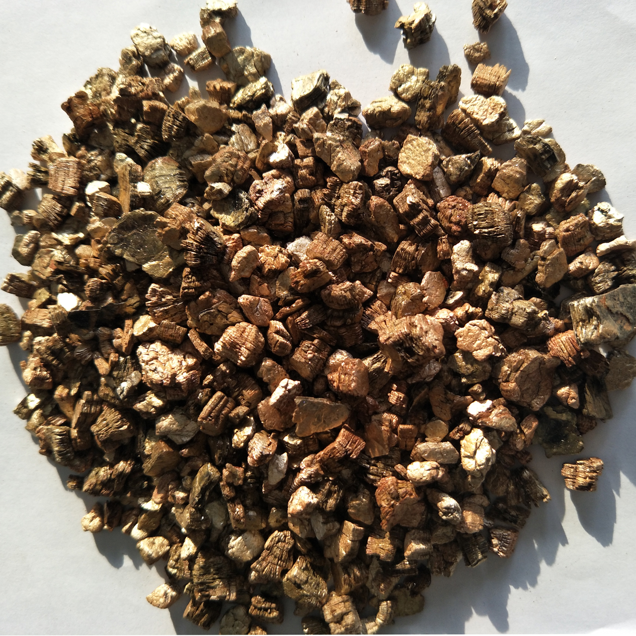 厂家供应河北灵寿大粒蛭石