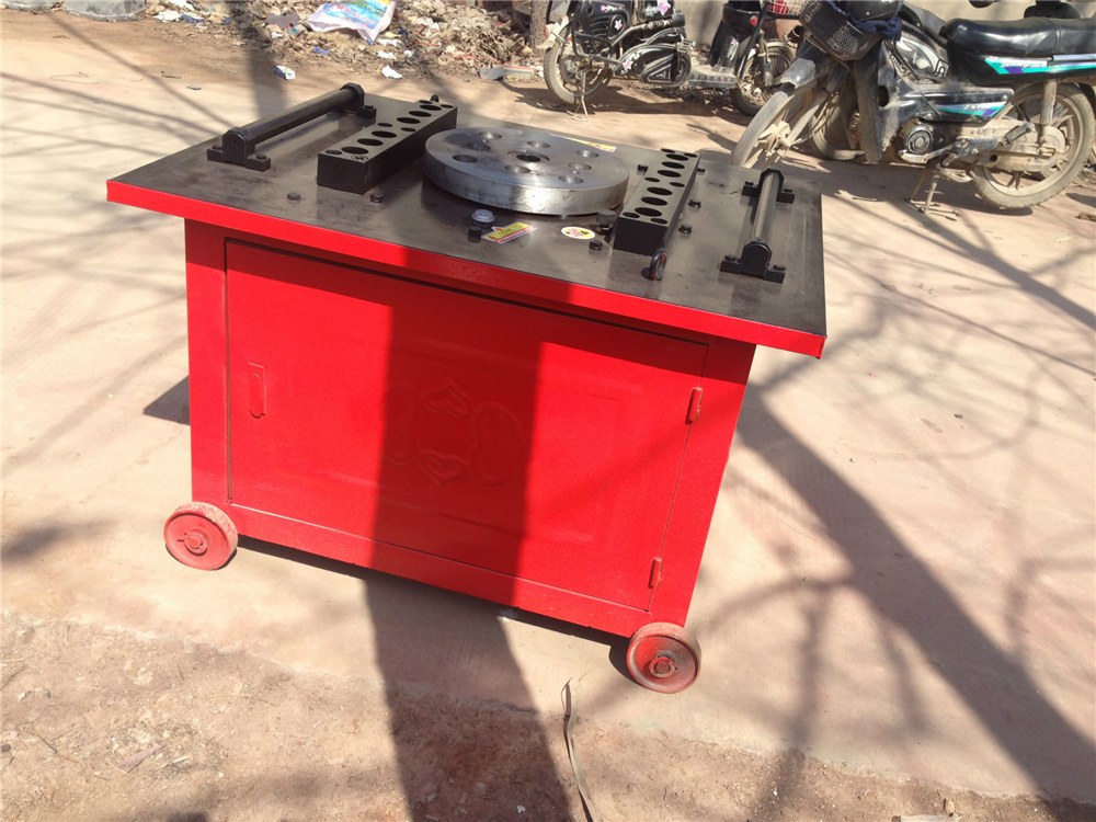 宇成直供gw40型钢筋弯曲机,钢筋折弯机操作