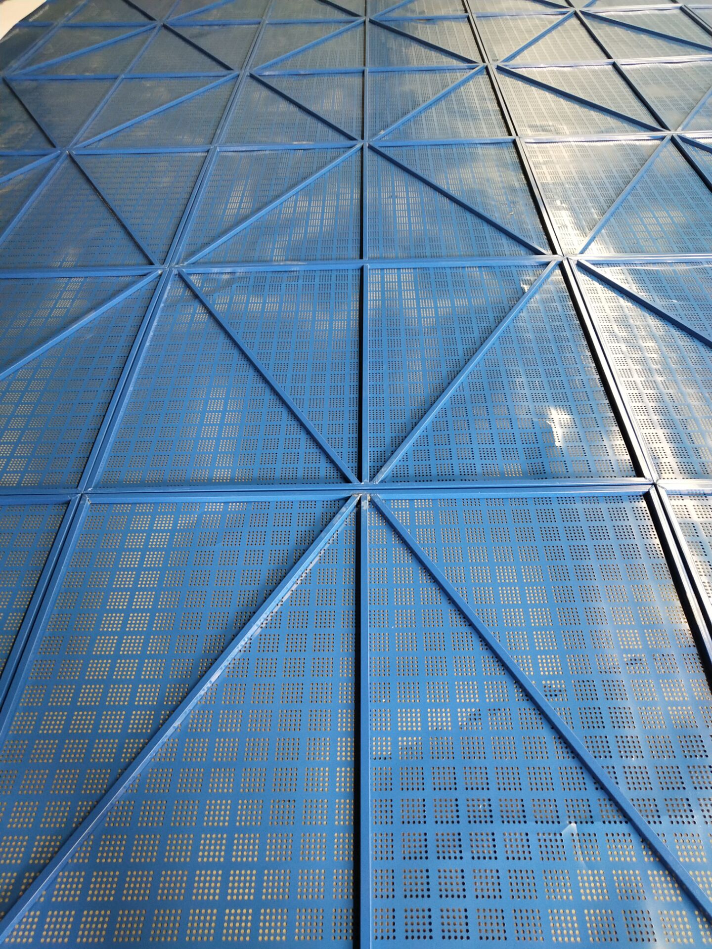 1218的爬架网厂家大量现货工地外墙防护网