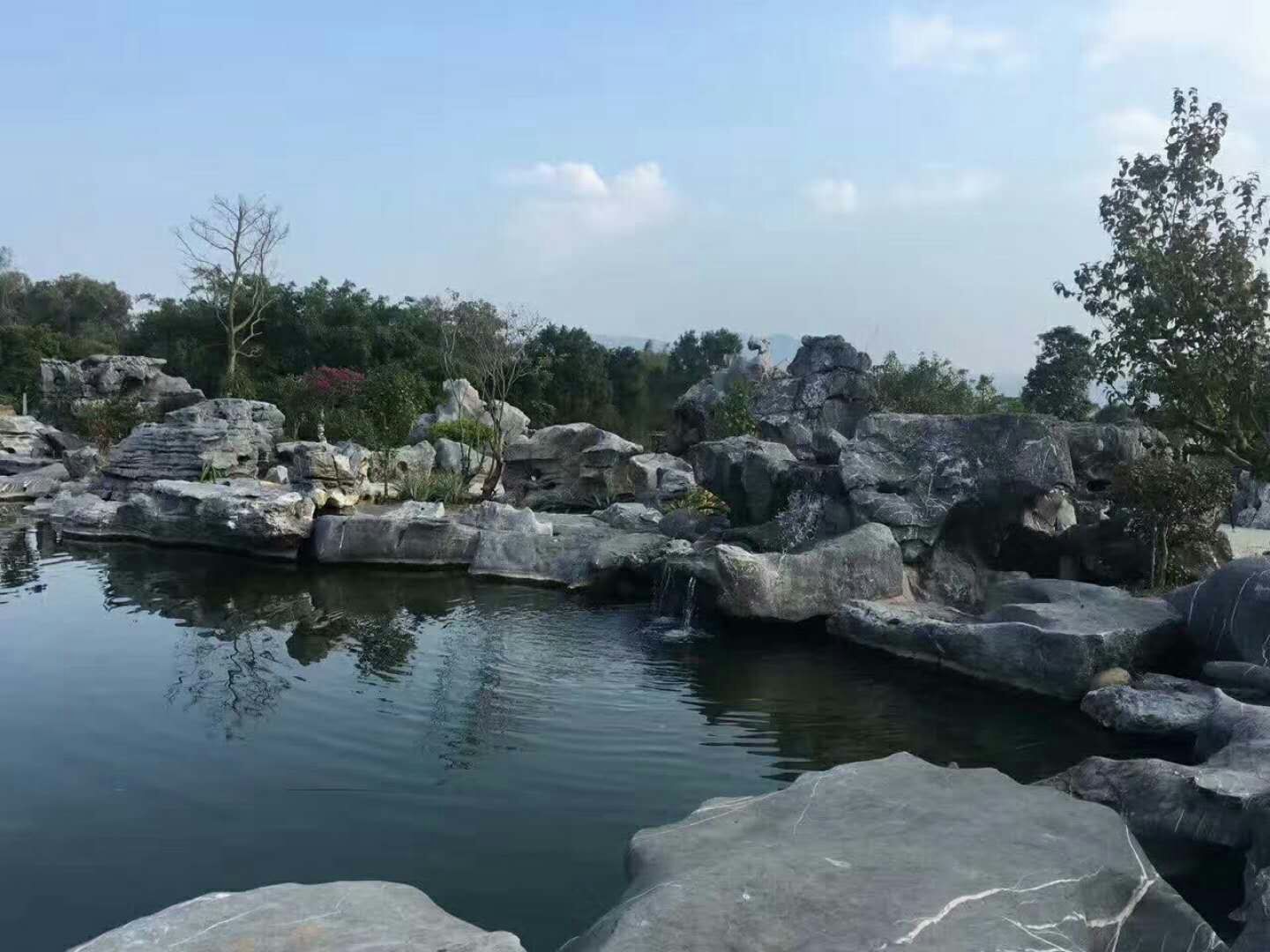 大型英德石假山案例,英德石多少钱一吨,大型假山石材