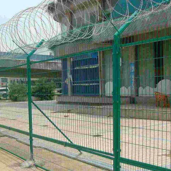 隔离护栏监狱隔离护栏栅栏网厂家四川俊川科技
