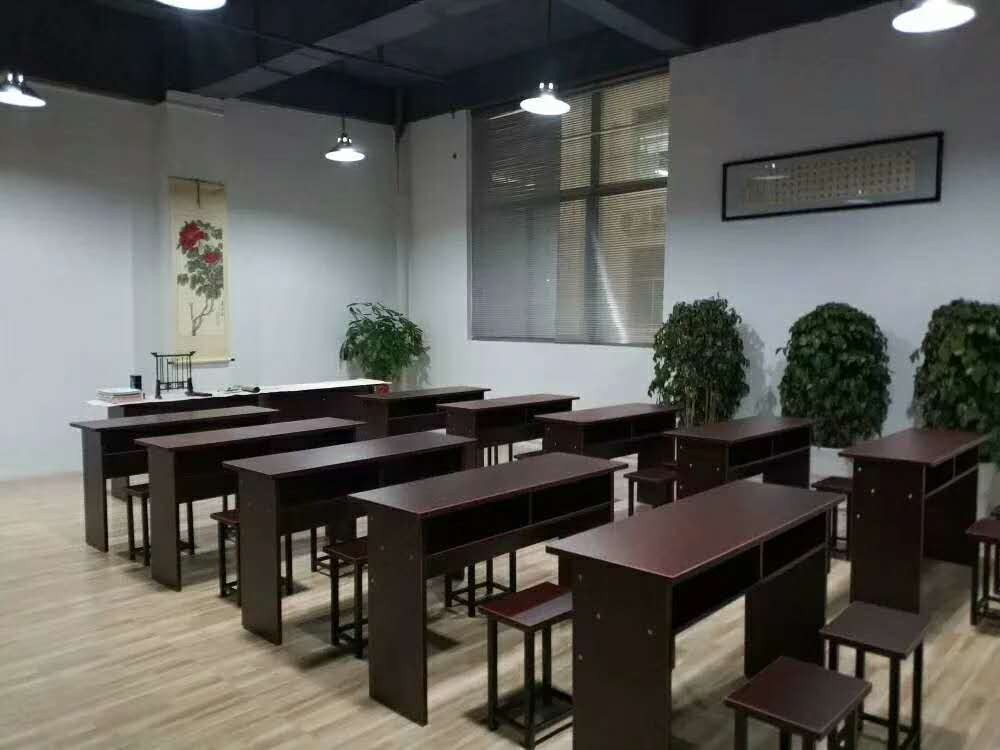 武汉培训桌椅出售，质量可靠，服务周到