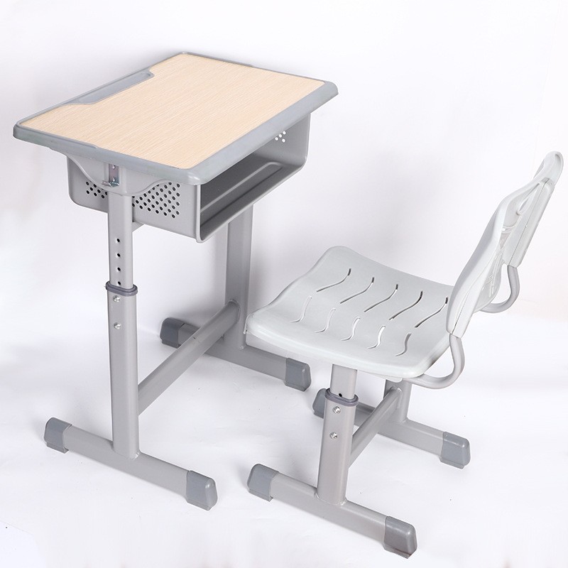 武汉定制课桌椅，质量上乘，款式新颖