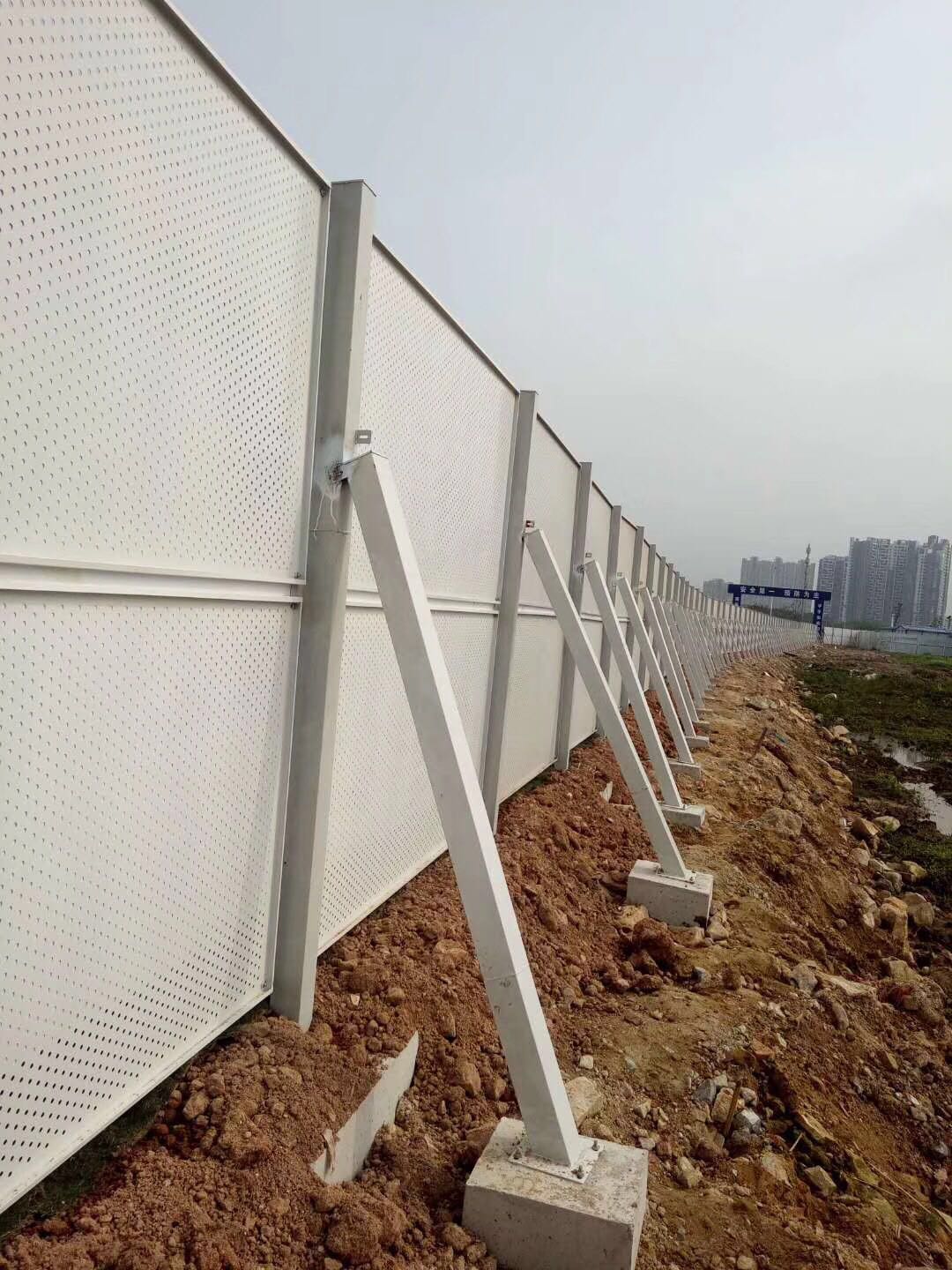 惠州大亚湾冲孔围挡出租,工地施工围挡便宜出租