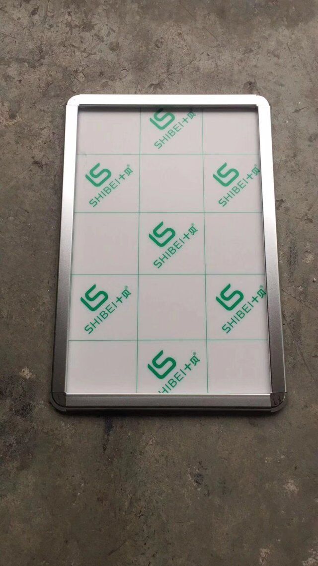铝合金广告框厂家直销,热销开启式海报框