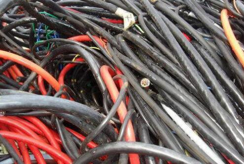 淄博廢舊電纜回收站，用心隻為更好服務