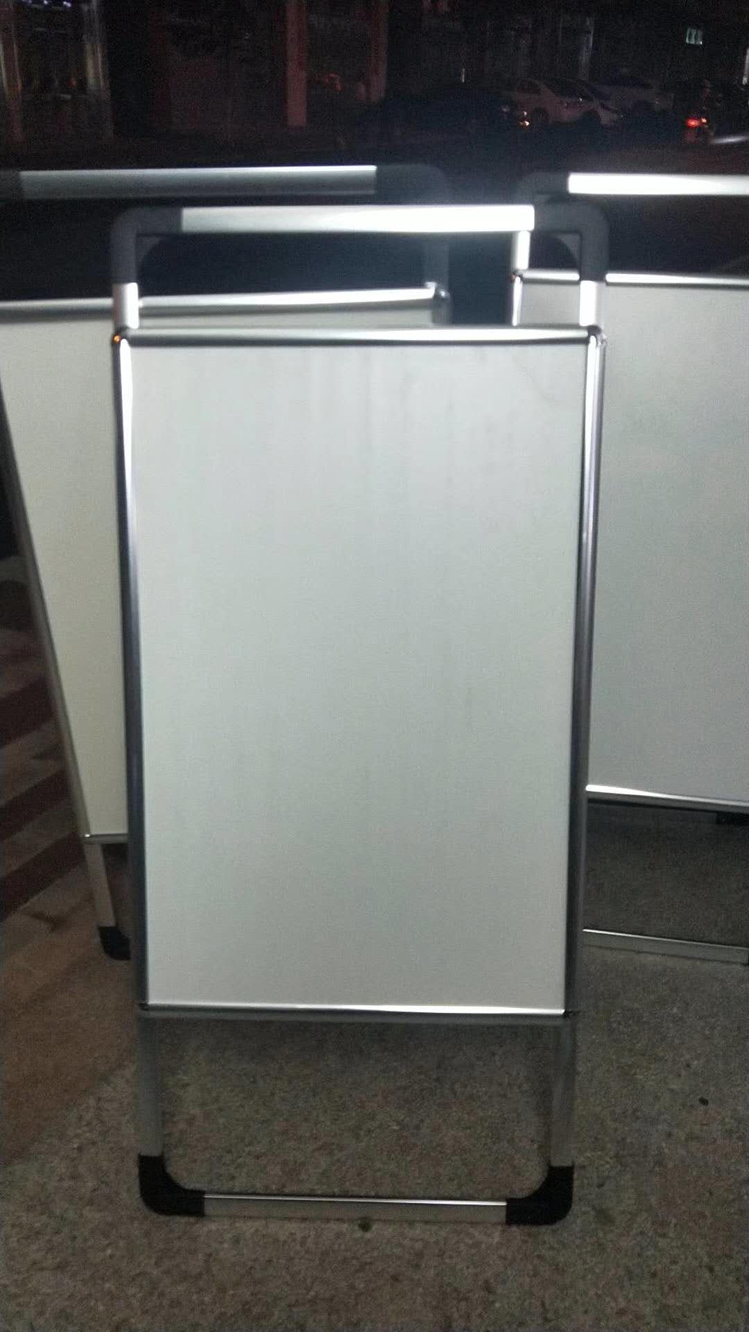 单双面海报架铝合金展架展示特点