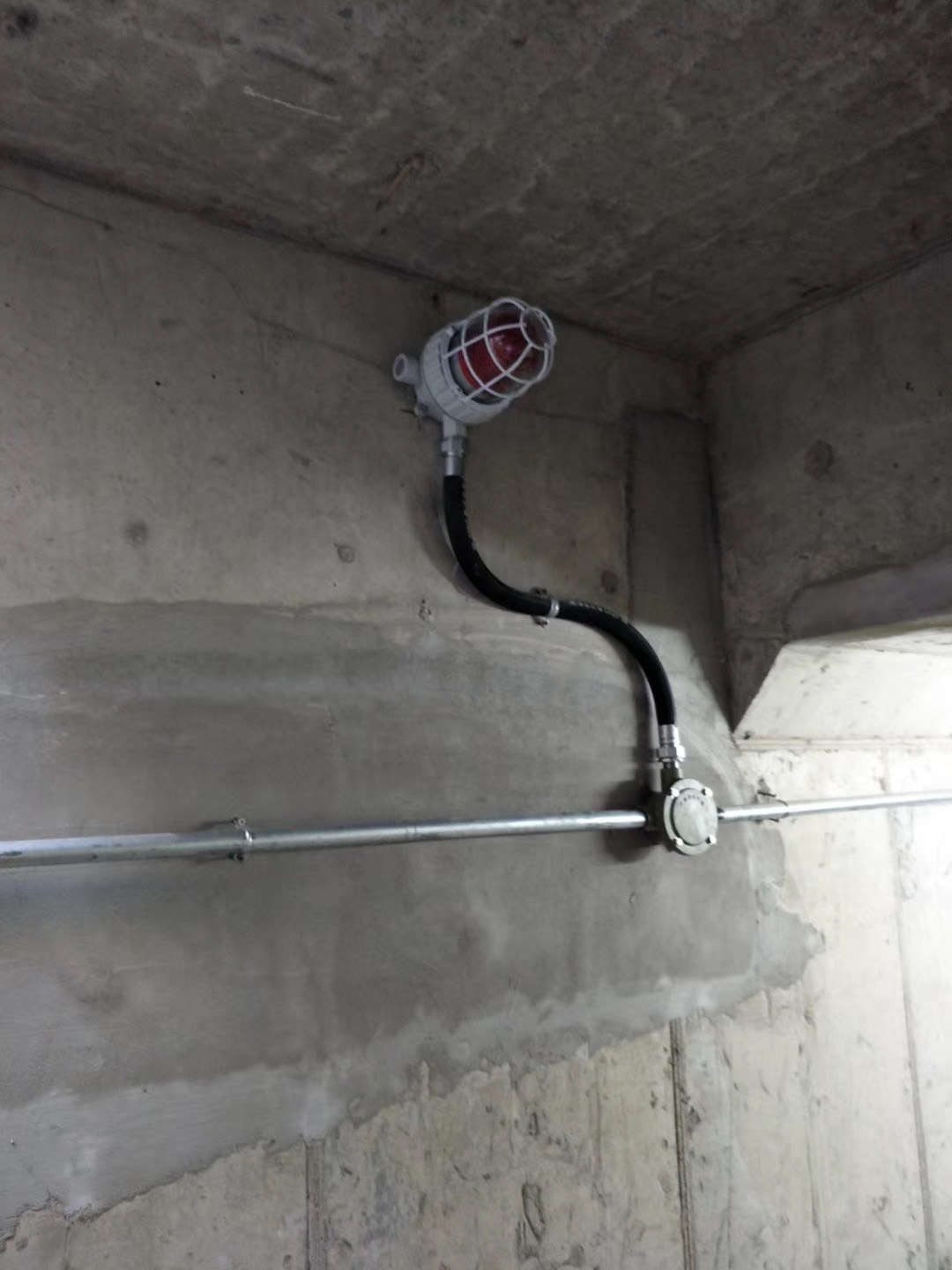 防爆声光报警器