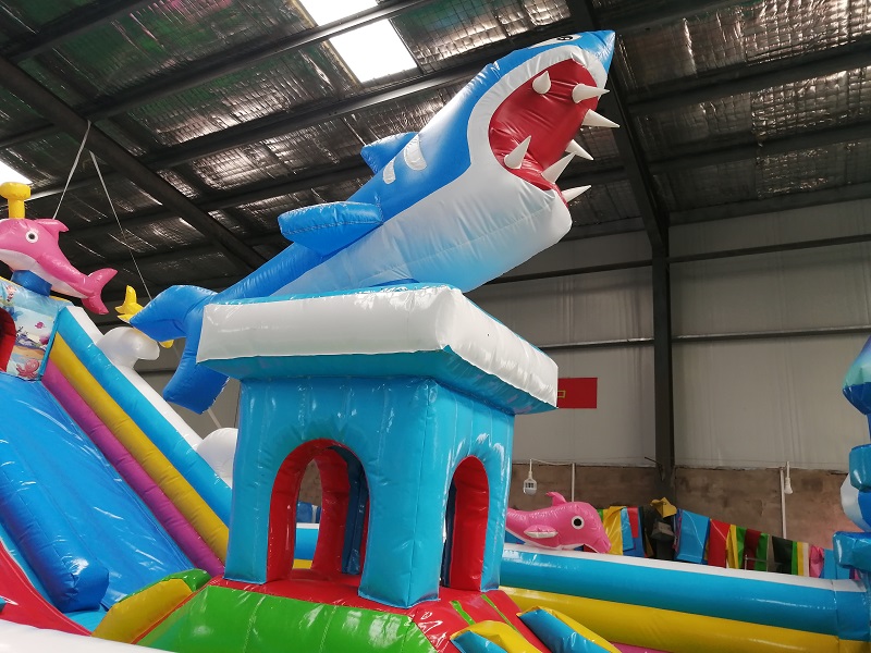 75_广场淘气宝48平鲨鱼大滑梯_河南海倍游乐设备游乐设备有限公司