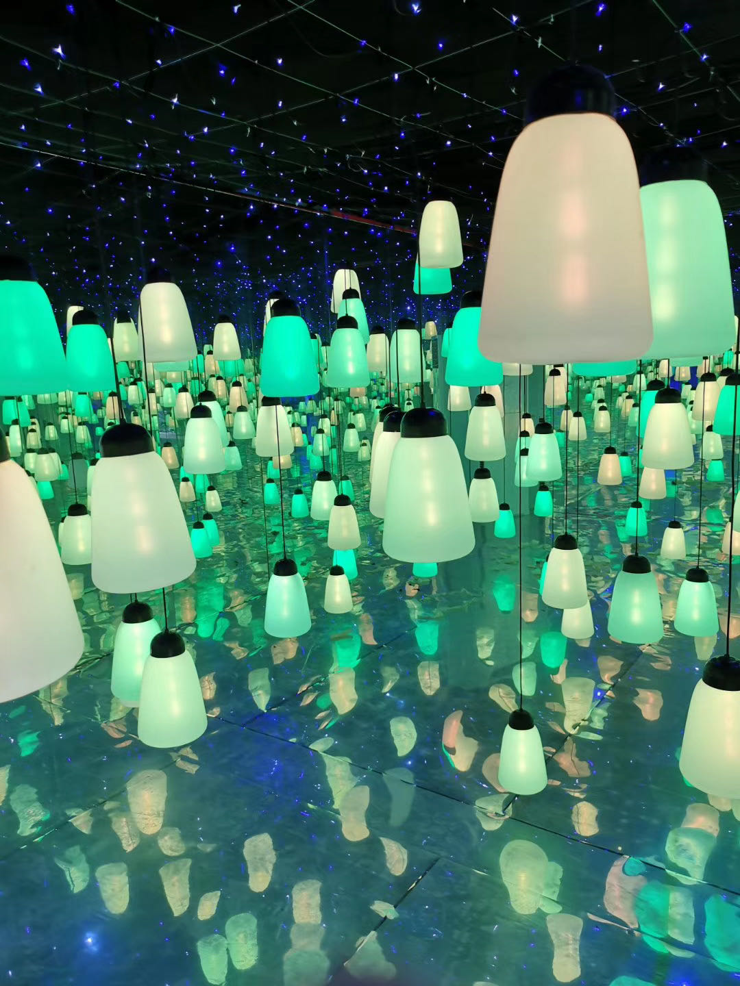 黑科技呼吸灯森林设备出租服务迷失灯阵空间