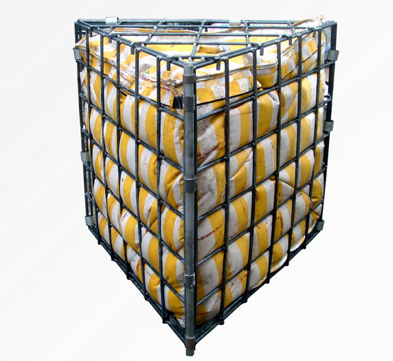 5立方折叠储水式钢筋笼采用独特的三角形及方形设计,采用十二公厘的
