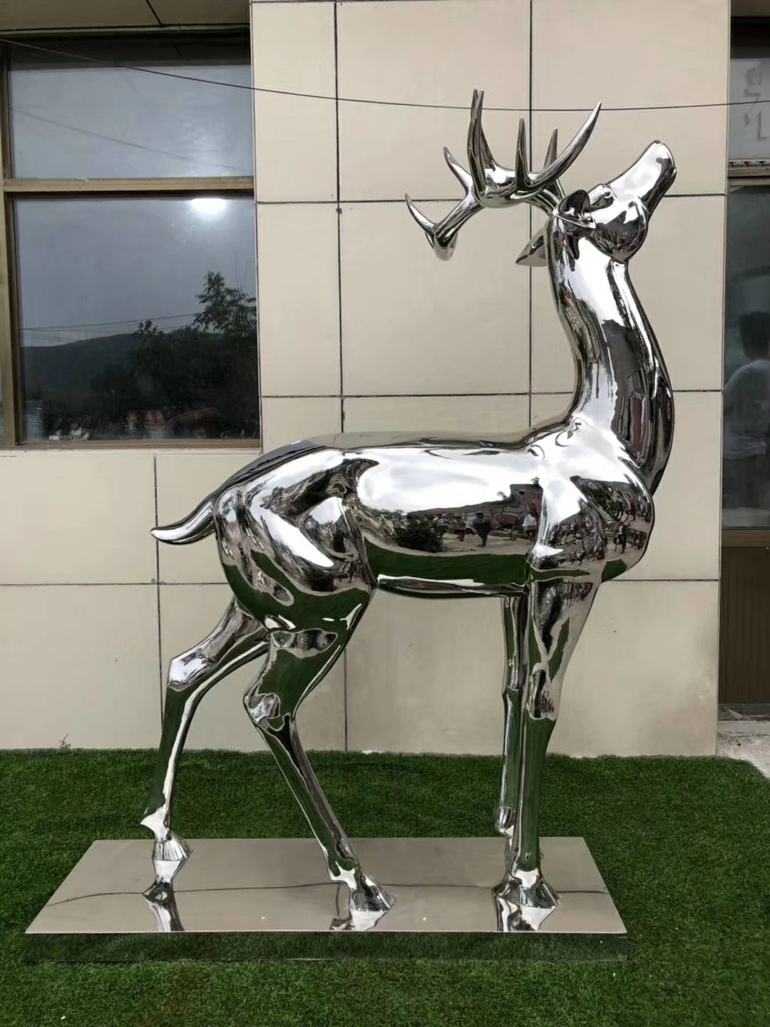 大连不锈钢雕塑厂家白钢雕塑镜面不锈钢雕塑设计施工