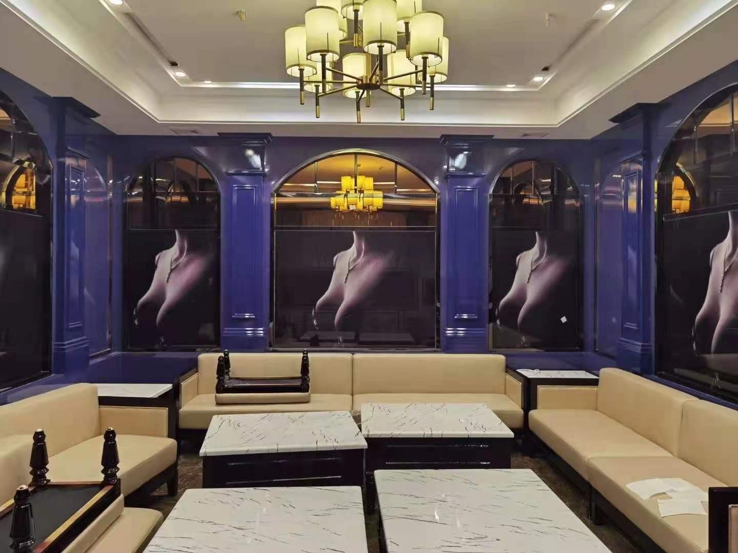 北京朝陽區安裝影音室背景墻軟包硬包，美化空間、提升空間美感