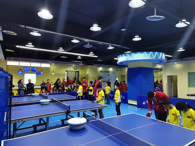 重庆乒乓球培训中心世冠德育乒乓