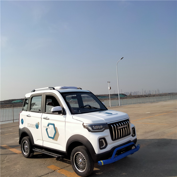 新能源小型4座电动越野车女生接娃全封闭电动汽车