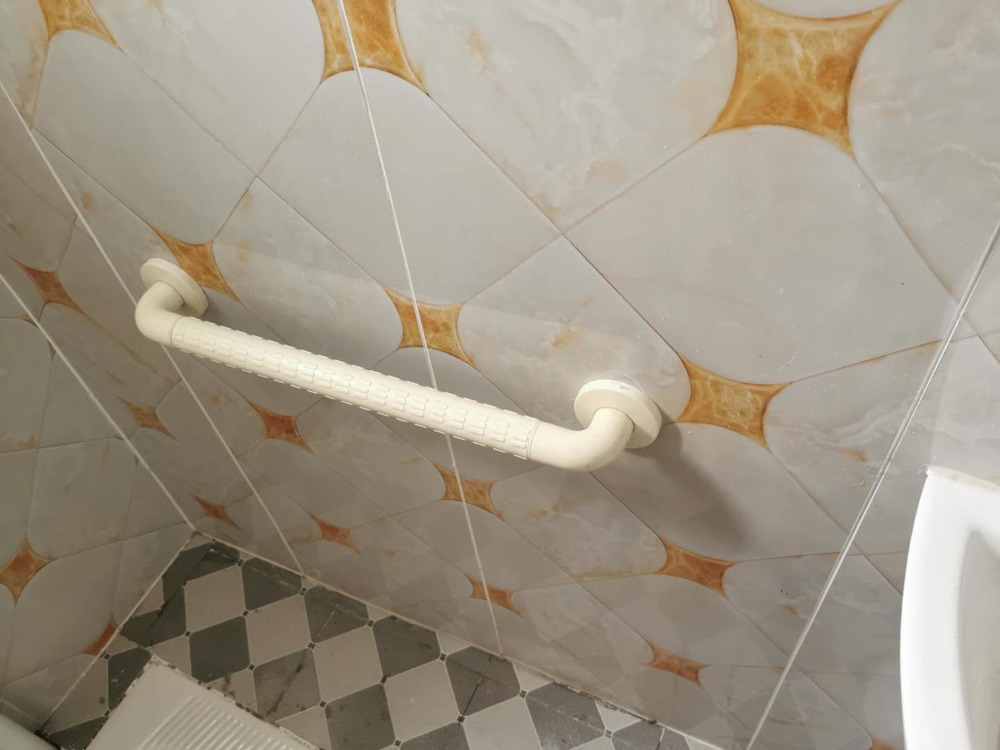 成都养老院扶手老人卫浴扶手工程配套商