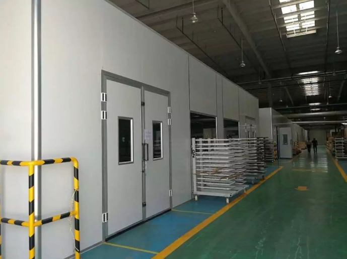 无尘喷漆房.jpg