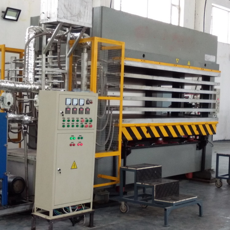5层铝蜂窝板压板机--750.jpg