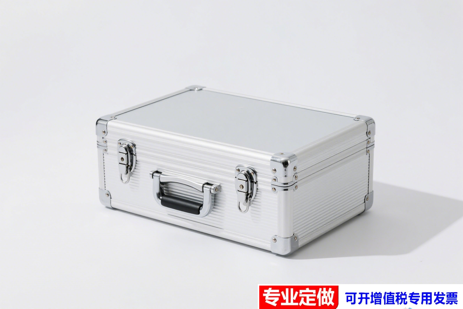 繪制鋁合金箱結(jié)構(gòu)圖 (3).jpg