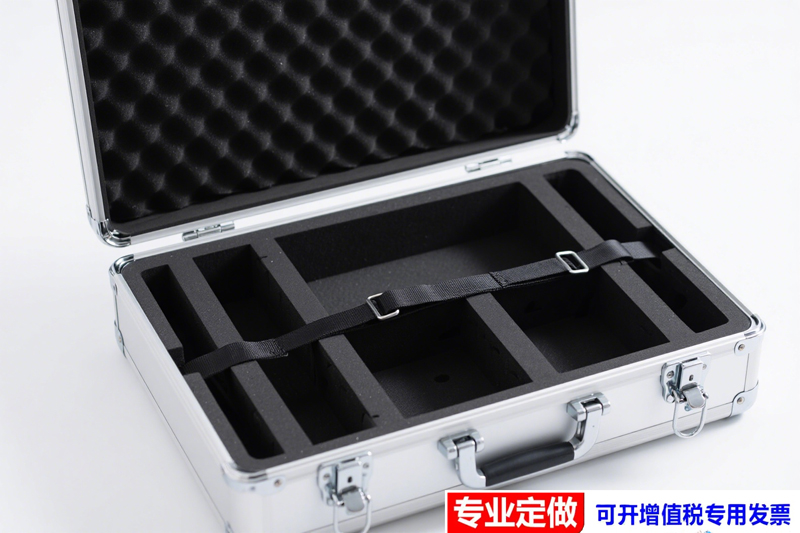 繪制鋁合金箱結(jié)構(gòu)圖 (2).jpg