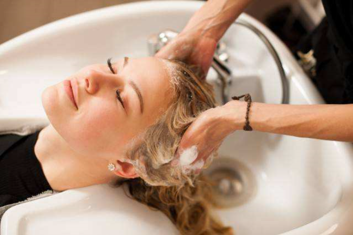 关于洗头发的7个常见疑问 正确学会洗发